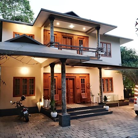 Valentine Holidays Sultan Bathery Exterior foto
